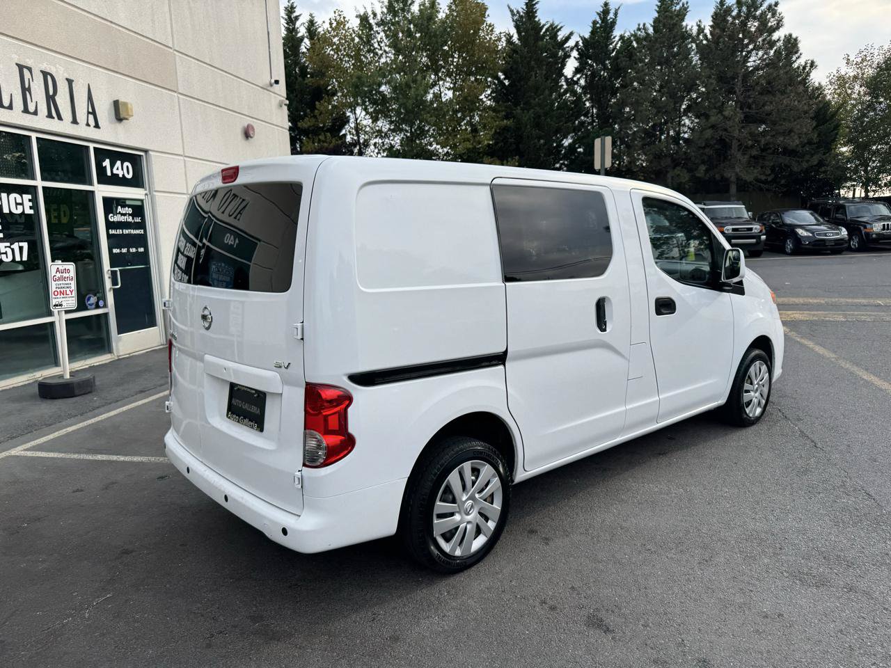 Used 2021 Nissan NV200 SV w/ Sliding Door Glass Package FWD image 4