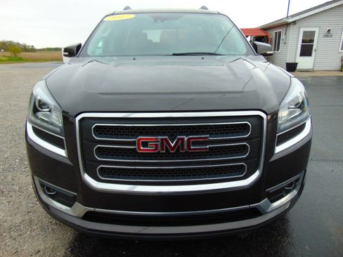 Used 2017 GMC Acadia Limited SLT AWD/4WD image 3