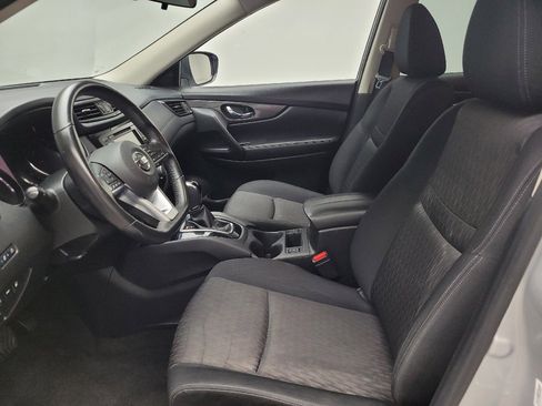 Used 2019 Nissan Rogue SV AWD/4WD image 17