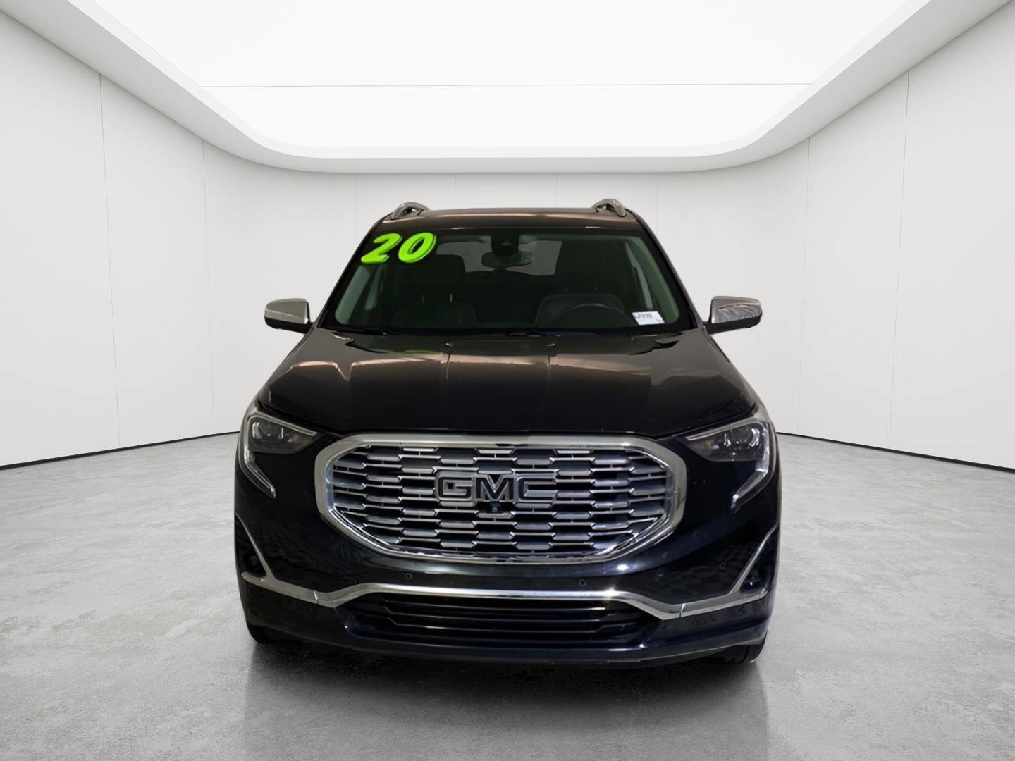Certified 2020 GMC Terrain Denali w/ Denali Premium Package AWD/4WD image 3