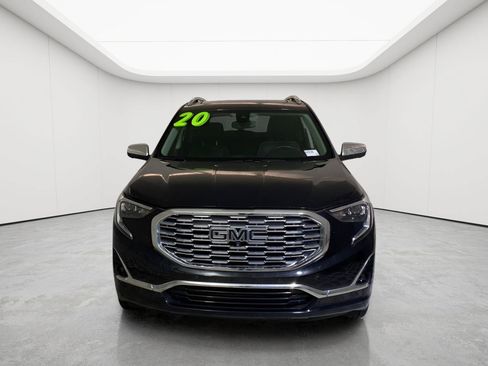 Used 2020 GMC Terrain Denali w/ Denali Premium Package AWD/4WD image 3