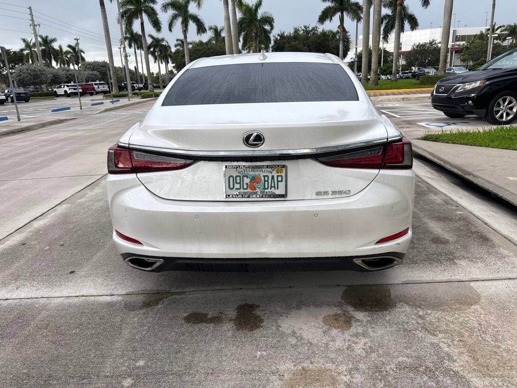 Used 2025 Lexus ES 350 w/ Premium Package FWD image 8