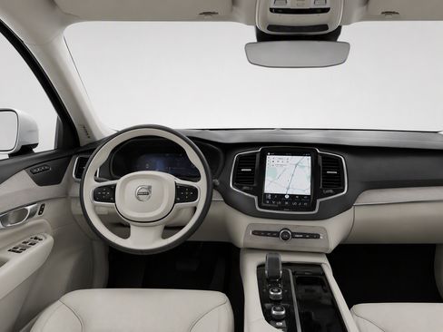Certified 2024 Volvo XC90 B5 Plus w/ Protection Package Premier AWD/4WD image 19