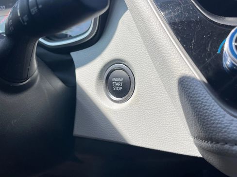 Used 2020 Toyota Corolla SE w/ Carpet Mat Package FWD image 23