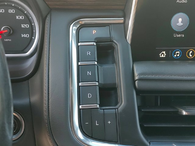 Used 2021 Chevrolet Tahoe High Country w/ Premium Package AWD/4WD image 18