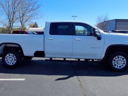 Certified 2025 Chevrolet Silverado 3500 LT w/ Convenience Package AWD/4WD image 8