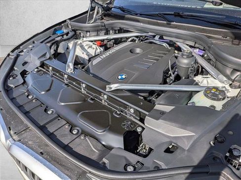New 2026 BMW X5 xDrive40i AWD/4WD image 16