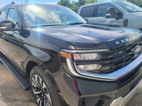 New 2026 Ford Expedition Max Platinum AWD/4WD image 3