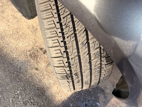 Used 2019 Ford Fusion SE image 48