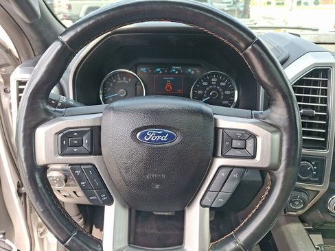 Used 2018 Ford F150 Platinum w/ Equipment Group 701A Luxury AWD/4WD image 22