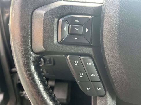 Used 2017 Ford F150 XLT w/ Equipment Group 302A Luxury AWD/4WD image 23