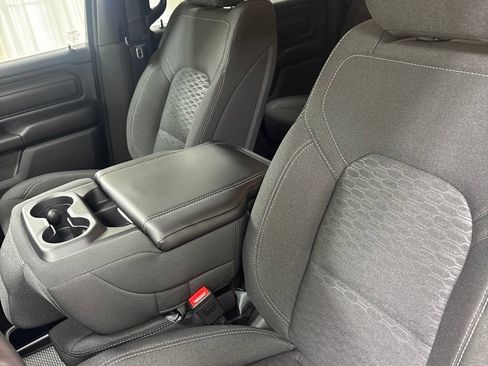 New 2026 RAM 1500 Express AWD/4WD image 15