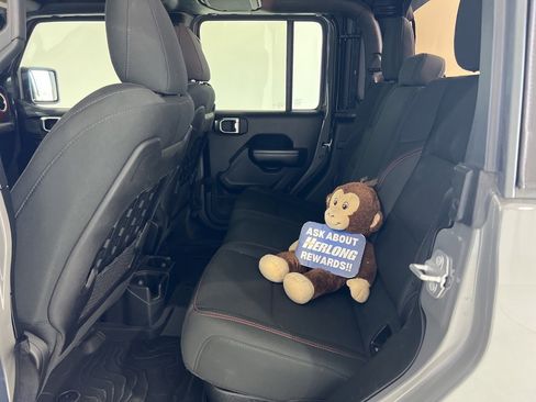 Used 2021 Jeep Gladiator Rubicon w/ Trailer Tow Package image 20