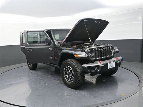 Used 2024 Jeep Wrangler Unlimited Rubicon w/ Convenience Group image 25