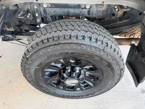 Used 2022 Ford F350 XL w/ Power Equipment Group AWD/4WD image 5