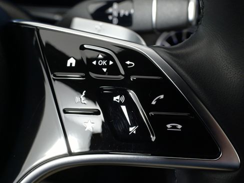 Used 2023 Mercedes-Benz E 450 4MATIC Coupe image 41