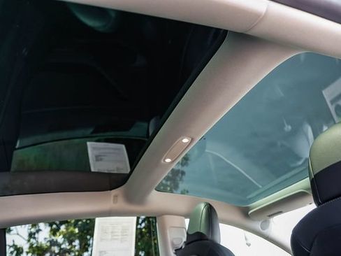 Used 2020 Tesla Model 3 Standard Range Plus RWD image 19