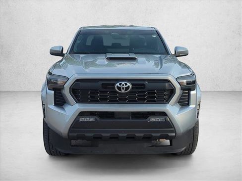 Certified 2025 Toyota Tacoma TRD Sport RWD image 2