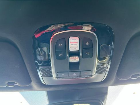 Used 2020 Hyundai Palisade Limited image 40