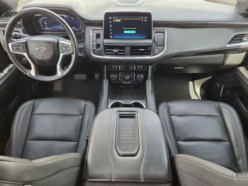 Used 2023 Chevrolet Suburban Z71 AWD/4WD image 11
