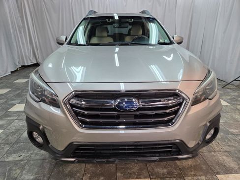 Used 2019 Subaru Outback 2.5i Premium AWD/4WD image 3