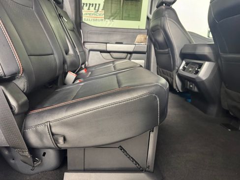Used 2024 Ford F350 Lariat w/ Lariat Ultimate Package AWD/4WD image 35