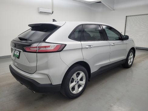 Used 2019 Ford Edge SE FWD image 10