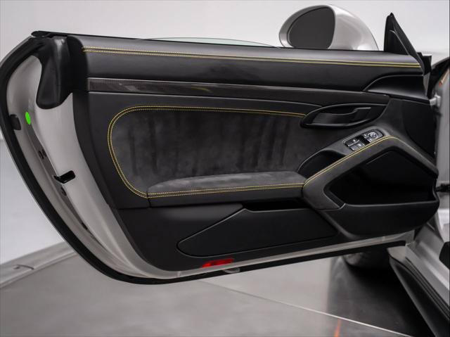 Used 2019 Porsche 911 GT2 RS RWD image 27