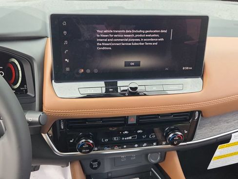 New 2026 Nissan Rogue Platinum w/ Platinum Premium Package AWD/4WD image 17