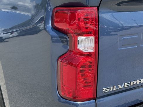 New 2026 Chevrolet Silverado 2500 LT w/ All Star Edition AWD/4WD image 8