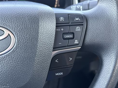 Used 2025 Toyota Camry LE FWD image 17