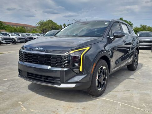 New 2026 Kia Sportage EX AWD/4WD image 4