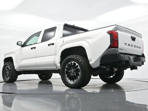 Used 2024 Toyota Tacoma SR AWD/4WD image 48