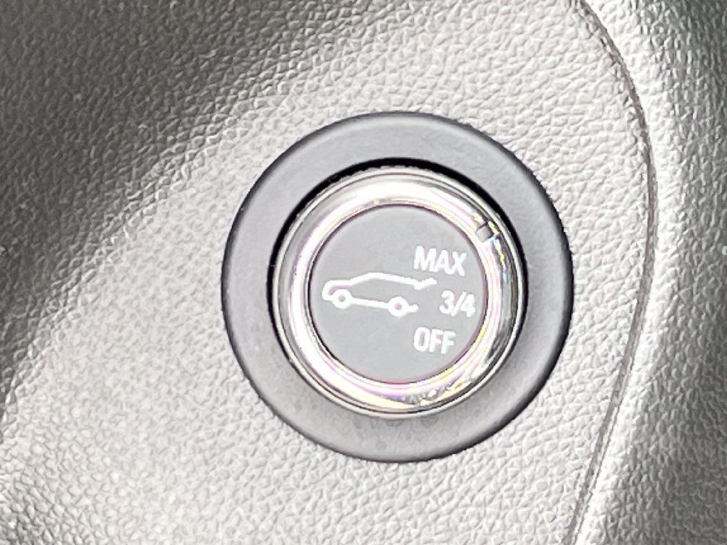 Used 2024 Buick Encore GX Preferred AWD/4WD image 14