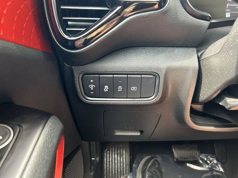 Used 2023 Kia Soul GT-Line FWD image 27