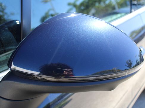 Certified 2025 Porsche Cayenne image 14