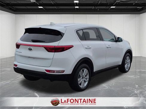Used 2018 Kia Sportage LX image 5
