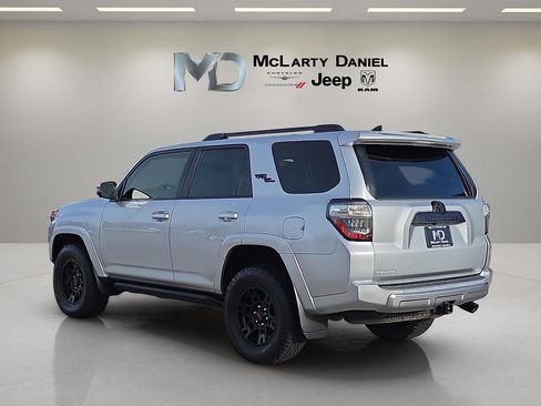 Used 2023 Toyota 4Runner TRD Off-Road Premium image 4