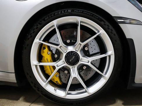 Used 2022 Porsche 911 GT3 RWD image 24