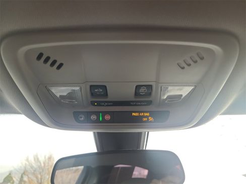 Used 2022 Chevrolet Malibu LT image 28