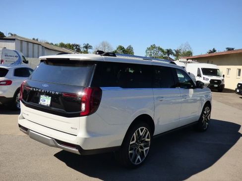 New 2026 Ford Expedition Max Platinum w/ Platinum Ultimate Package image 3