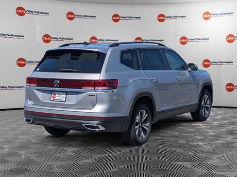 New 2026 Volkswagen Atlas SE image 5