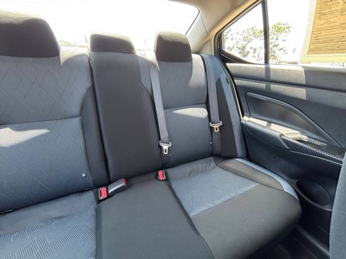 Used 2025 Nissan Versa SV FWD image 36