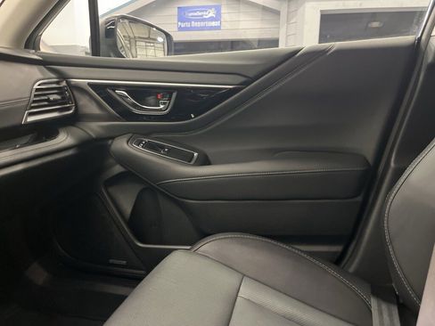 Certified 2022 Subaru Outback Limited image 14