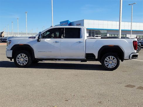 Used 2023 GMC Sierra 2500 Denali image 6