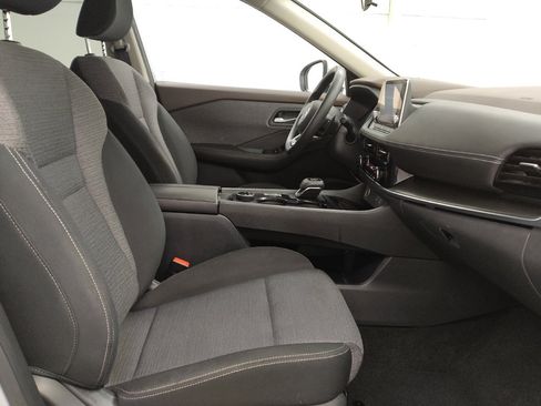 Used 2021 Nissan Rogue SV AWD/4WD image 21