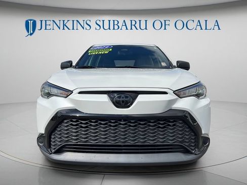 Used 2024 Toyota Corolla Cross AWD Hybrid image 8