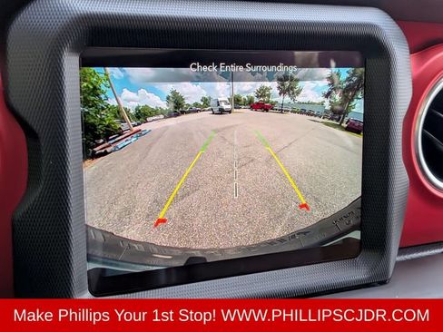 Used 2022 Jeep Wrangler Unlimited Rubicon AWD/4WD image 19