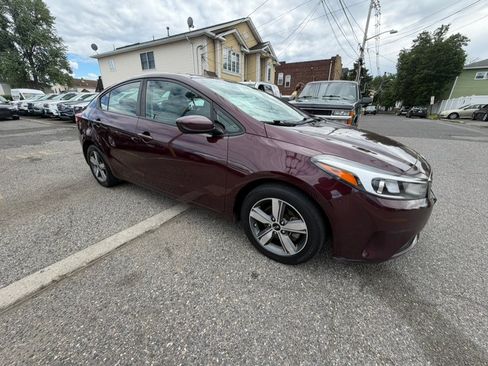 Used 2018 Kia Forte LX w/ LX Popular Package FWD image 4