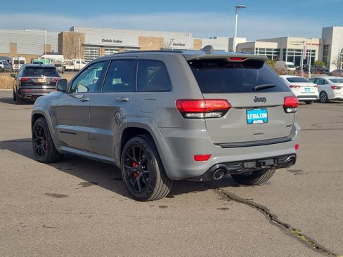 Used 2020 Jeep Grand Cherokee SRT image 12